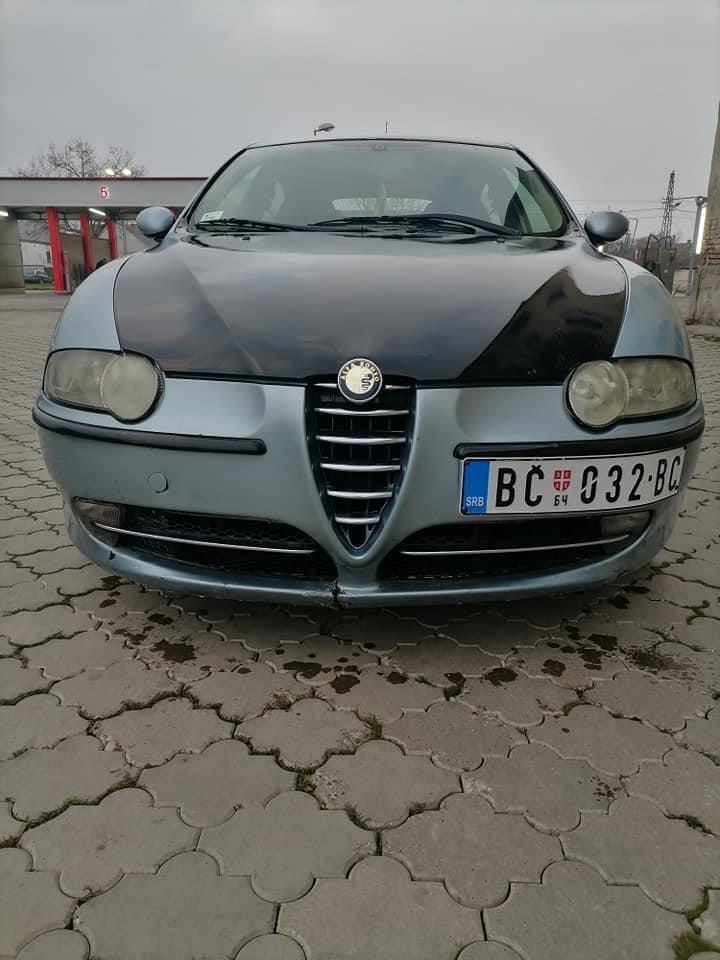Alfa-Romeo-147