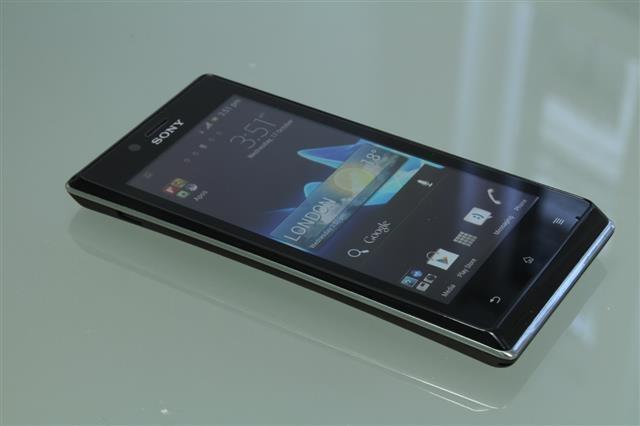 Sony-Xperia-J