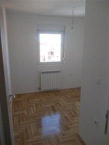 Stan-2-0--53m2-direktno-Altina-