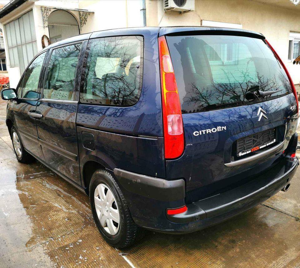 CITROEN-C8