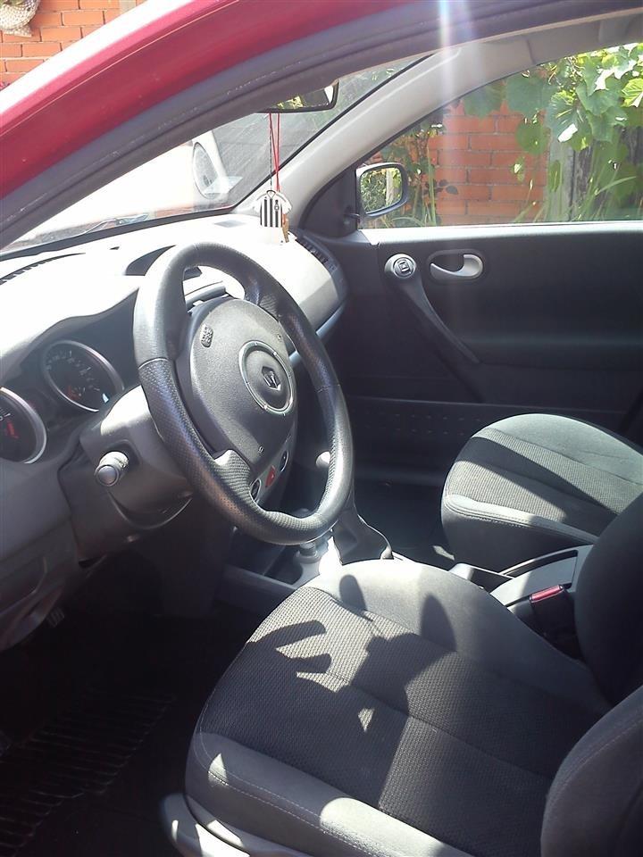RENAULT-MEGANE-EXPRESSION-1-4