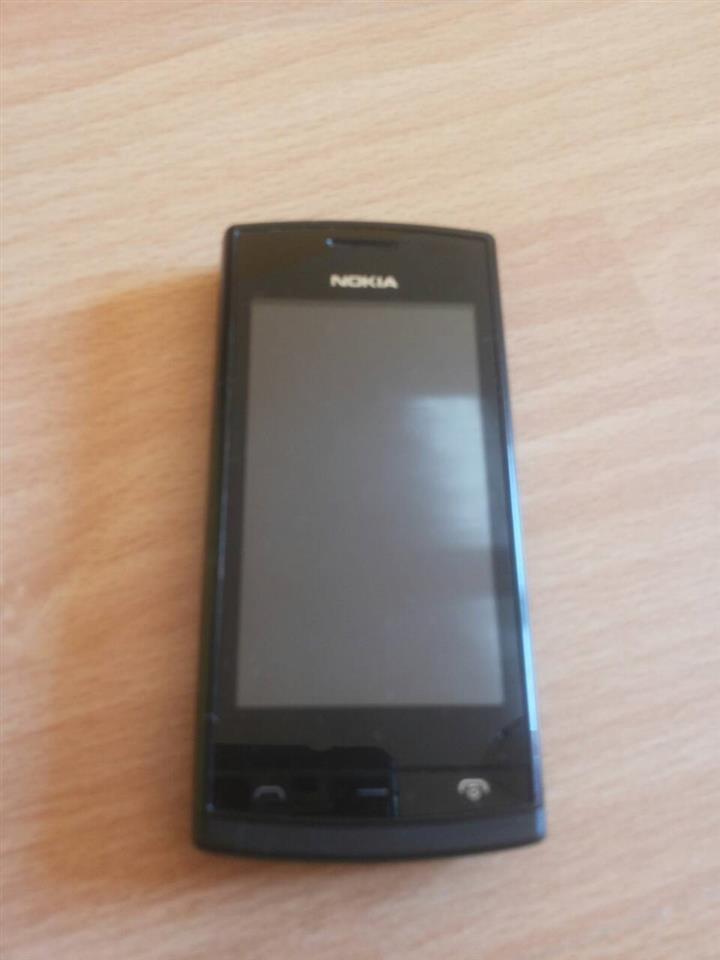 NOKIA-500-TOUCH-SCREEN