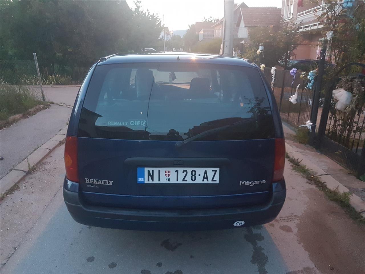 RENAULT-MEGANE-1-6-16V