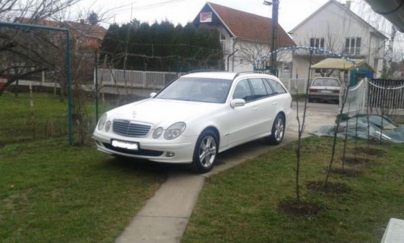 Mercedes-Benz-E220-CDI--04