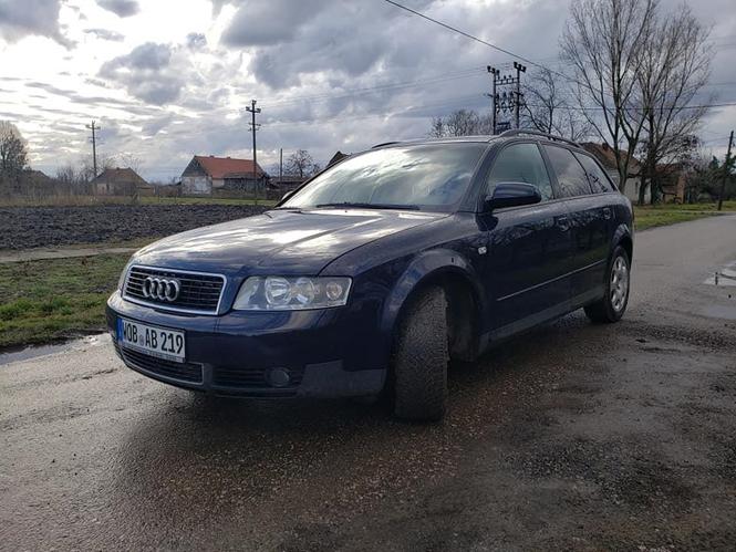 Audi a4 kar.1.9d.2002