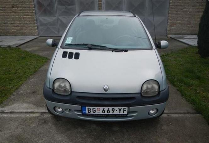 Renault Twingo -02