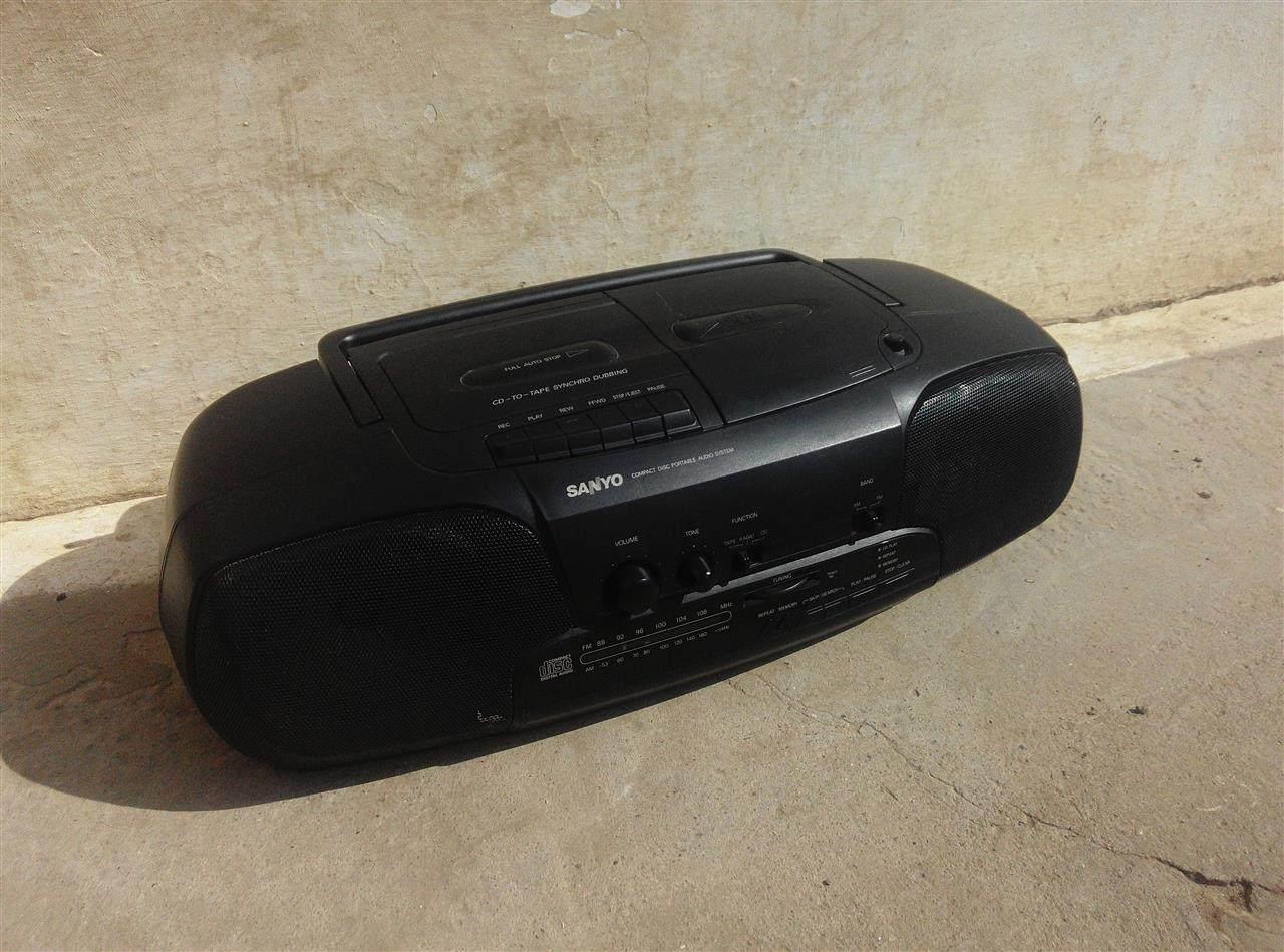 Sanyo--cd--