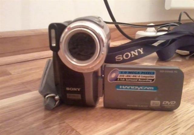 Digitalna kamera Sony DCR