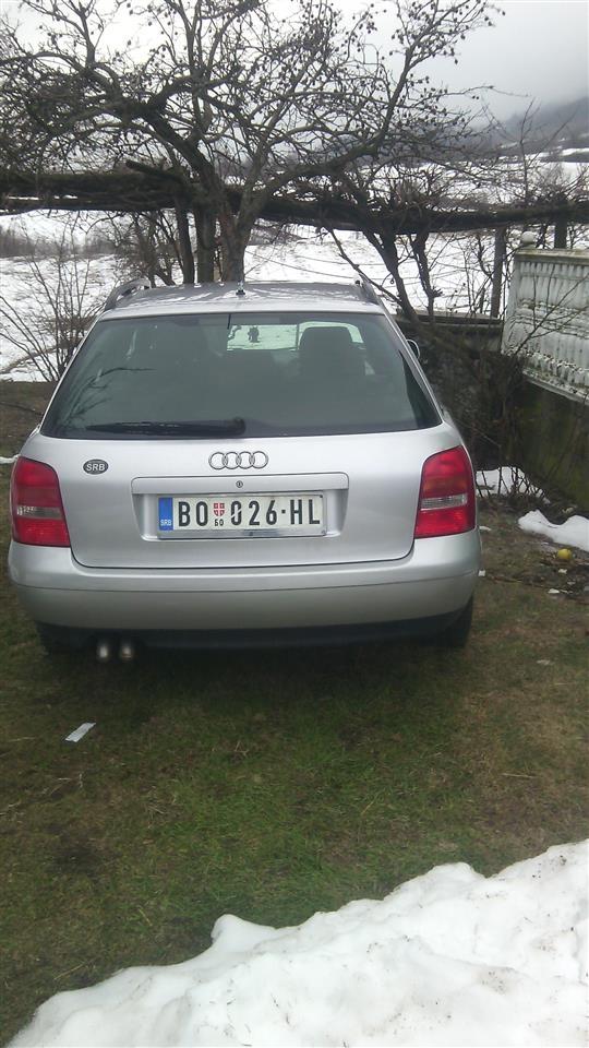 Audi-A4-karavan-1900-tdi