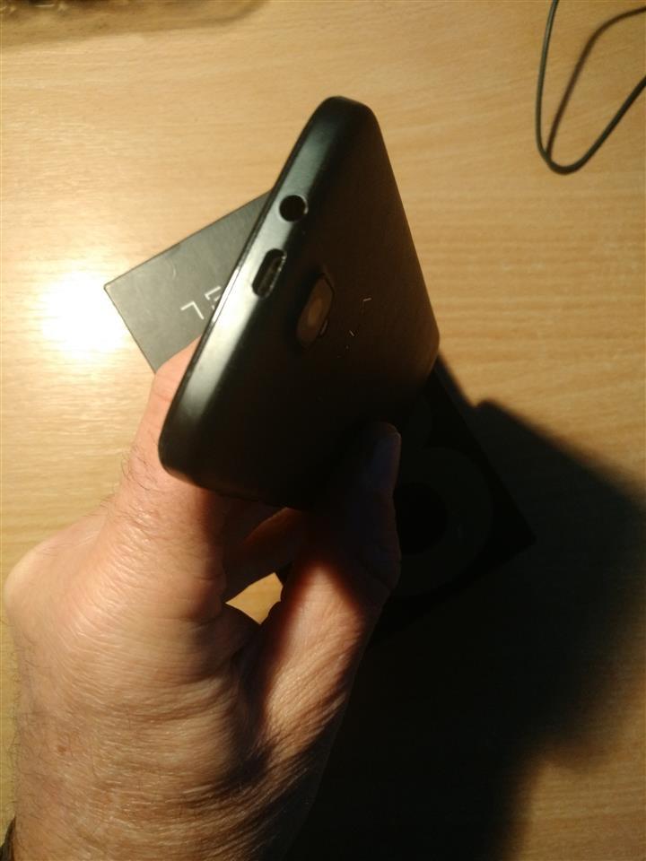 Tesla-3-2-Lite---dual-SIM