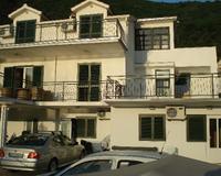 Iva-apartmani stoliv