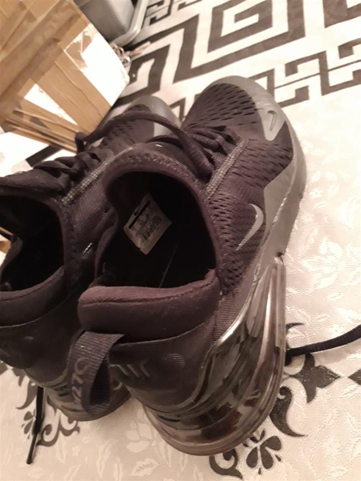 Nike-270