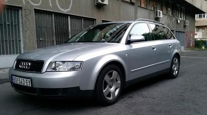 Audi A4 1.8 t -02