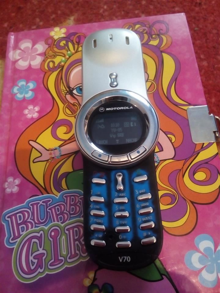 Motorola-v-70