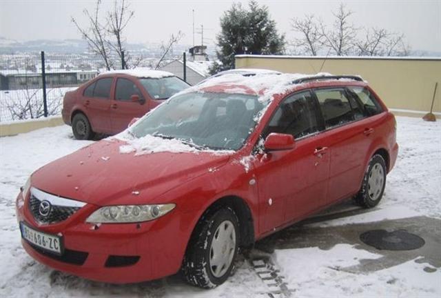 Mazda 323 F -03