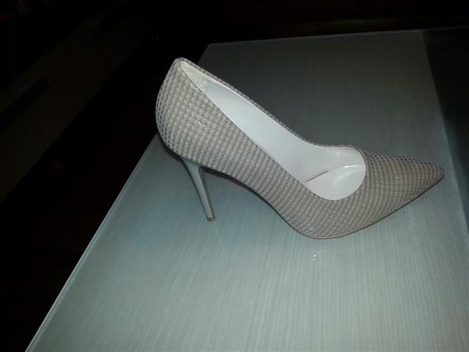 Nove bez cipele