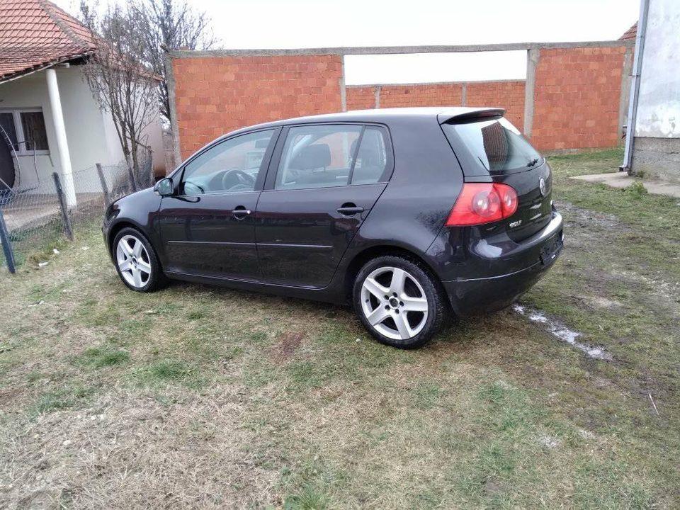 Golf-v-2004-god-2-0-tdi-na-ime
