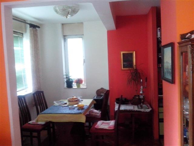 Stan od 103m2 Centar-uknj