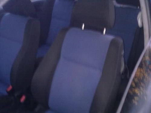 VW-Golf-4--00