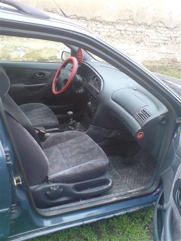 Ford-Mondeo--96