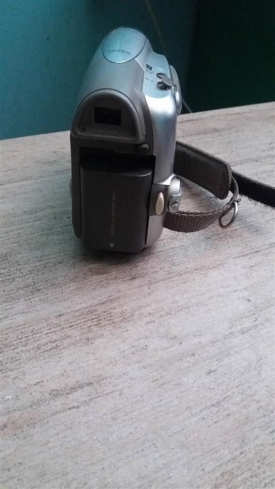 Kamera-CANON-MD110