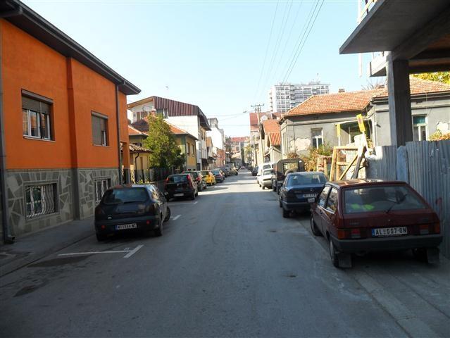 Garsonjere 19m2 u centru Niša