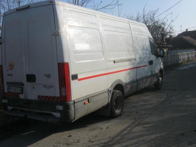 Iveco-Daily-35C13---06