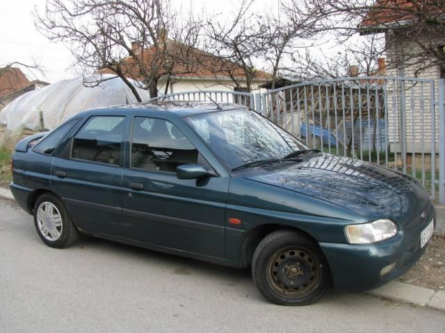 Ford Escort -98