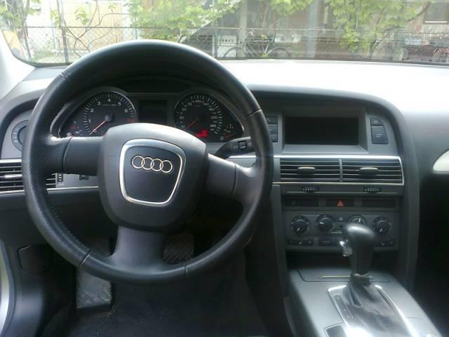 Audi-A6--05