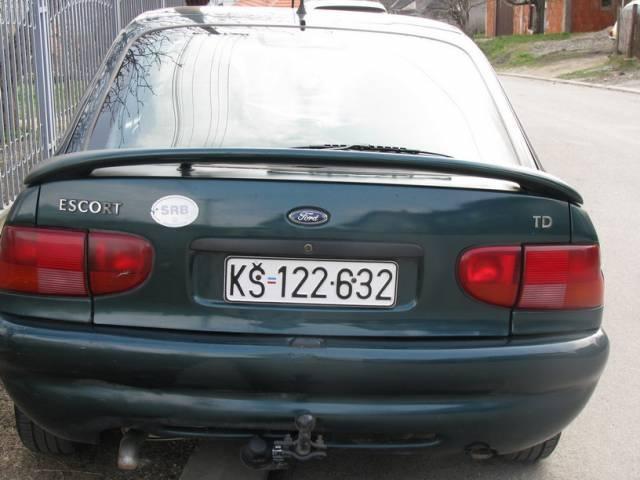 Ford-Escort--98