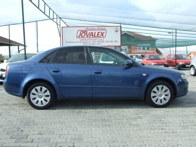 Audi A4  -05