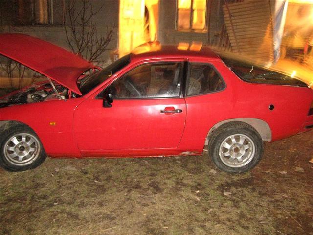 Porsche-924--84