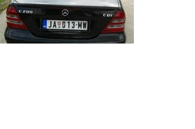 Mercedes-C-200-cdi--02