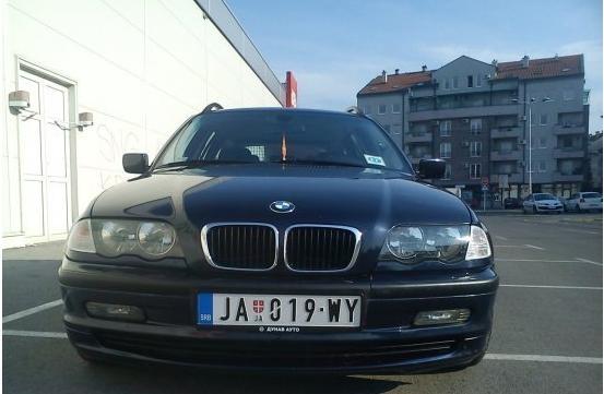 BMW 318i -01