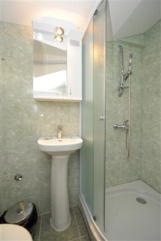 HOSTEL-