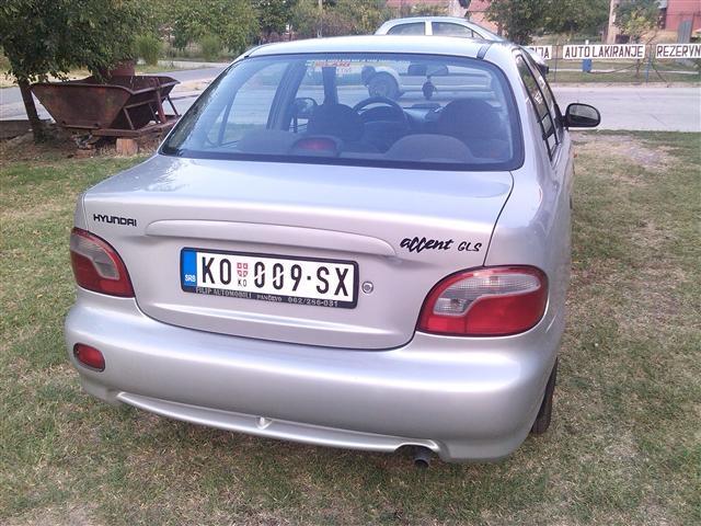 Hyundai-Accent--99