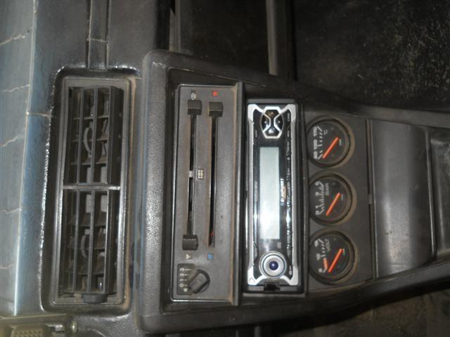 AUDI-81-CUPE---83