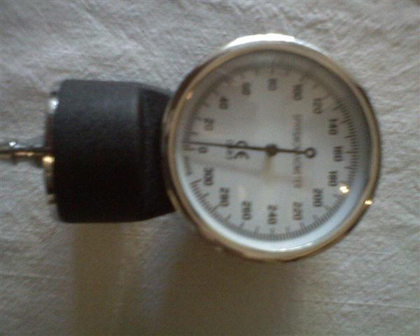 SPHYGMONANOMETER