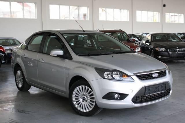 Ford-Focus--08