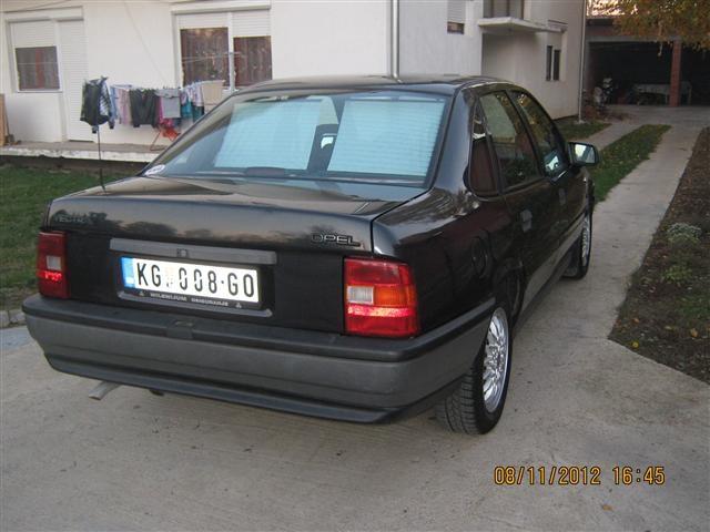 Opel-Vectra--92