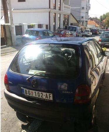 Opel-Corsa--98