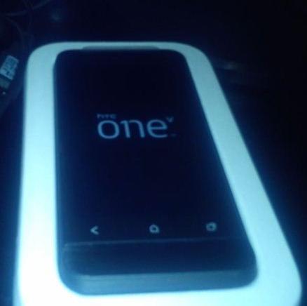 HTC One V