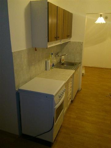 Jednosoban-Konjarnik-43m2