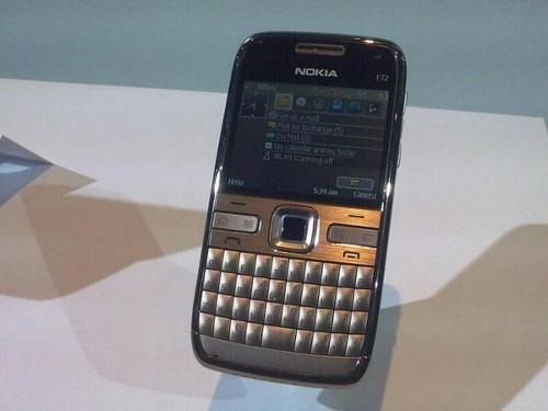 Nokia E72