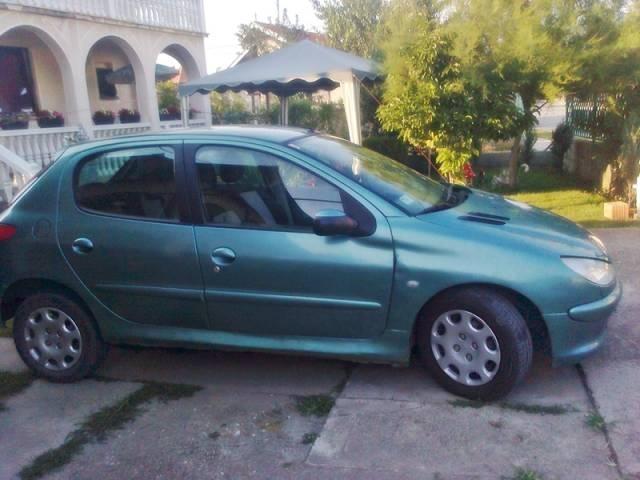  Peugeot 206  -02