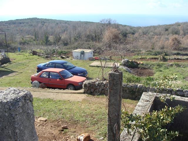 Dvije-stare-kamene-kuće-300m2