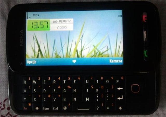 Nokia C6