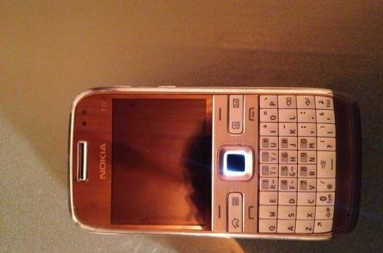 Nokia e72 - Flash Mobile