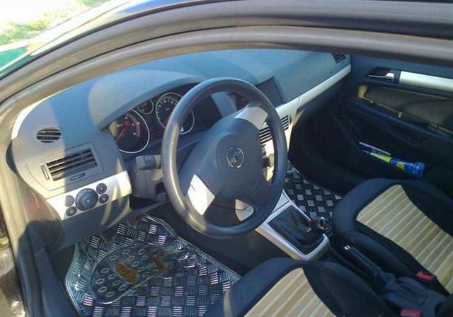 Opel-Astra-CDTi--08