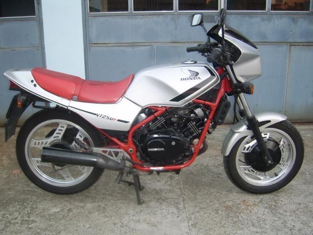 Honda---125--86